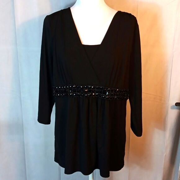 Black Tunic with Embellished Beaded Waist - Picture 6 of 6